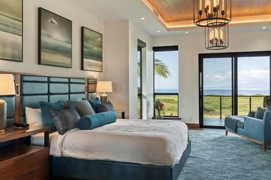 Sunlight and ocean breezes flow through 21 feet of bi-folding - photo 19