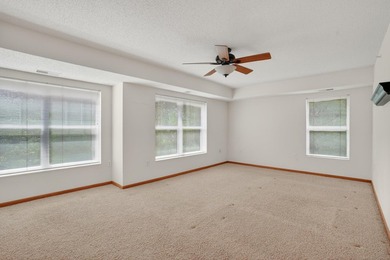 Welcome to maintenance free 55+ living in this spacious - photo 19