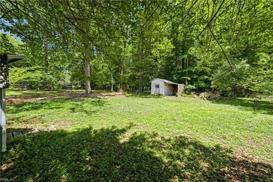 Welcome to 196 Beach Drive in beautiful Hartfield, VA, where - photo 27