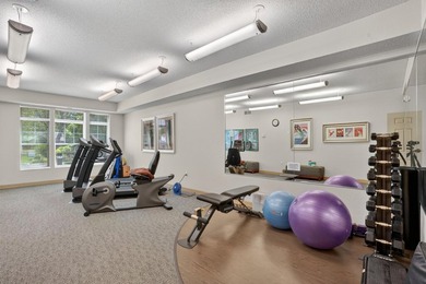 Welcome to maintenance free 55+ living in this spacious - photo 28