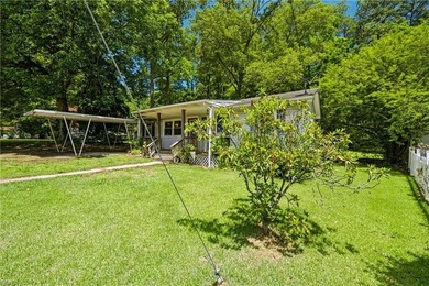 Welcome to 196 Beach Drive in beautiful Hartfield, VA, where - photo 29