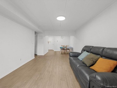 Rarely available south-facing one-bedroom, one-bathroom condo - photo 6