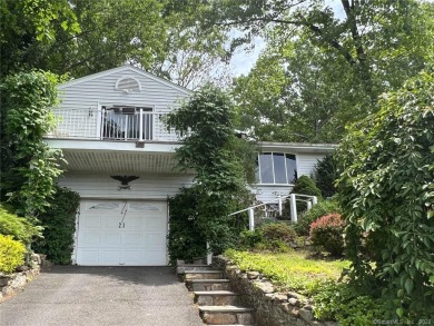 Candlewood Lake Home Sale Pending in Brookfield Connecticut
