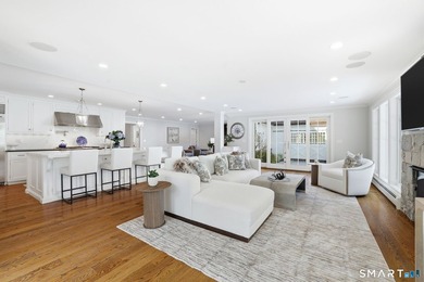 A rare offering indeed! Welcome to 4 Charcoal Lane, an unrivaled - photo 13