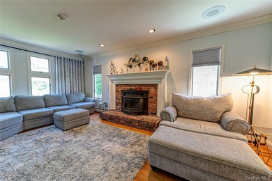 Beautiful custom-built home located in one of East Islip's most - photo 4