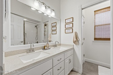 Live the Florida lifestyle in this 1 story brick beauty w/pool - photo 42