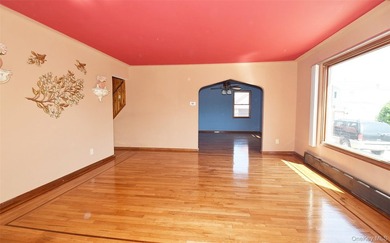 Property Lovers Delight...Charming 4BR, Brick * Built to Last* - photo 5