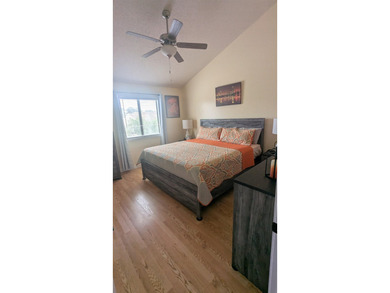 PRICE IMPROVEMENT!!! Welcome to Fairwood Lakes! This spacious - photo 12