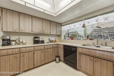 Welcome home to this beautiful 4 bedroom, 2 bath pool home in - photo 16