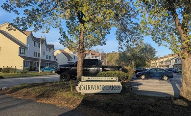 PRICE IMPROVEMENT!!! Welcome to Fairwood Lakes! This spacious - photo 17