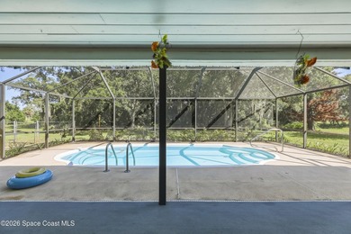 Welcome home to this beautiful 4 bedroom, 2 bath pool home in - photo 21