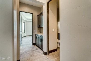 Experience elevated desert living in this beautifully crafted - photo 31