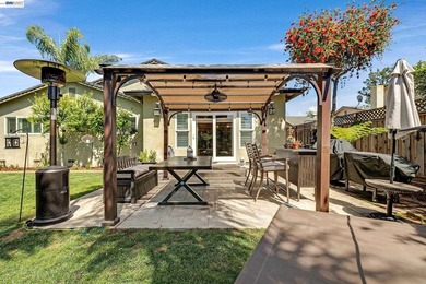 Beautifully Updated and Expanded (North-East-Facing) - photo 32