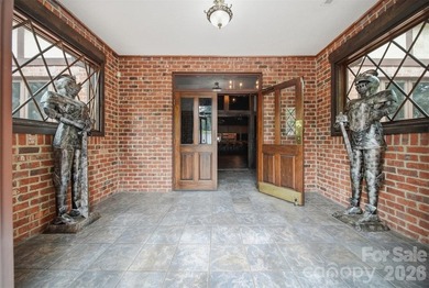 Exceptional commercial opportunity offering over 8,700 square - photo 3