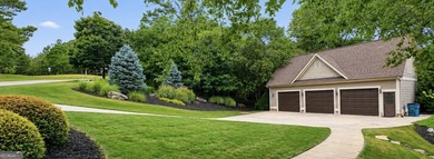 Exceptional luxury in one of Northeast Georgia's premier golf - photo 3