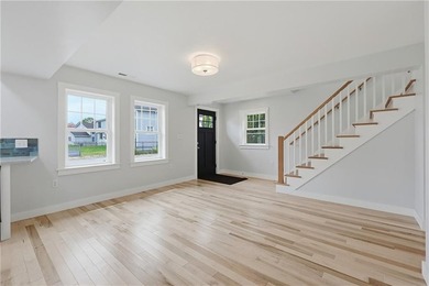Set in a desirable Riverside location just moments from Crescent - photo 5
