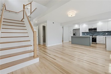 Set in a desirable Riverside location just moments from Crescent - photo 7
