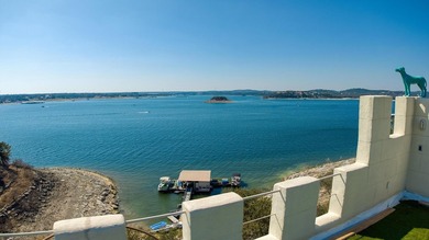 An extraordinary opportunity to own or redevelop a premier - photo 5