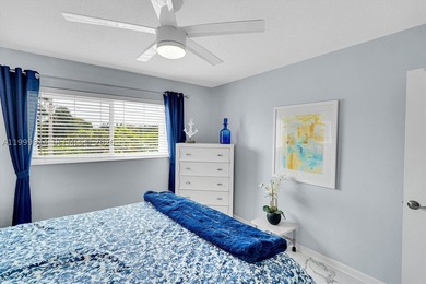 PRISTINE CONDITION and TOTALLY REMODELED unit in this IDEAL - photo 13
