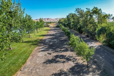 Nestled in a serene, private setting just 45 minutes from the - photo 16