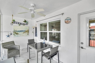PRISTINE CONDITION and TOTALLY REMODELED unit in this IDEAL - photo 18