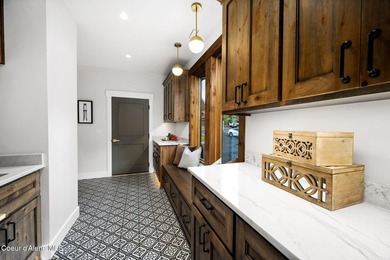 Stunning Single-Level Home with Bonus Suite in Gated Community - - photo 26