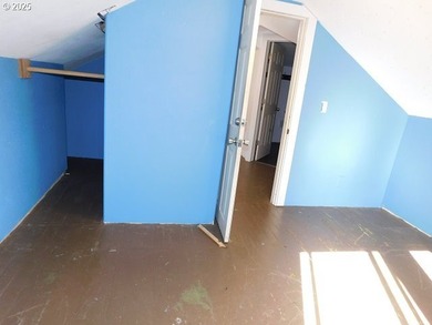 Step into the welcoming entryway, where gleaming hardwood floors - photo 27