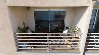 Proud to present this stunning 3-bedroom, 2.5-bath - photo 33