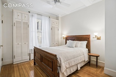 PERFECT PARK AVENUE ONE BEDROOM! A special home on one of - photo 4