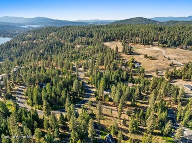 Stunning Single-Level Home with Bonus Suite in Gated Community - - photo 48