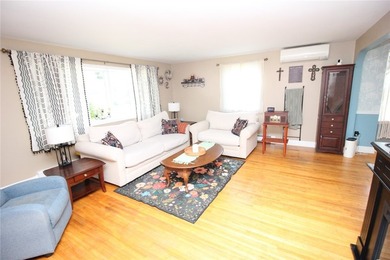 This Lovely Split Level Home in the Dale Meadows Area of Greece - photo 10