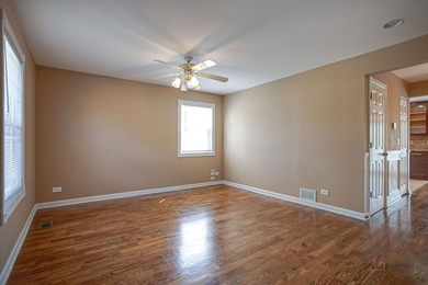 Additional listing photo 2