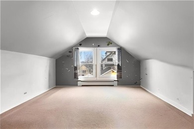 Location! Location! Location! Detached 1 family house in the - photo 8