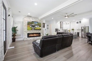 Beautiful move-in ready home featuring modern finishes, lake - photo 7