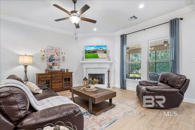 Like-new and meticulously maintained, this Craftsman-style - photo 8