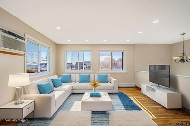 Welcome to 4 Bay Place, a spacious Hi-Ranch single-family home - photo 3