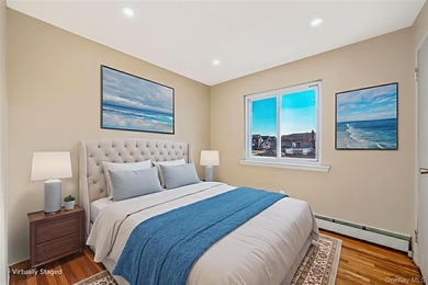 Welcome to 4 Bay Place, a spacious Hi-Ranch single-family home - photo 6