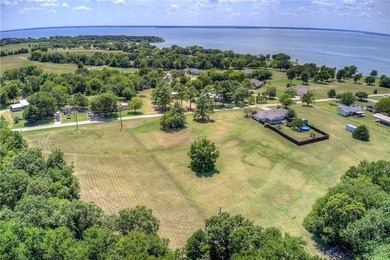 Lake Lot For Sale in East Tawakoni, Texas