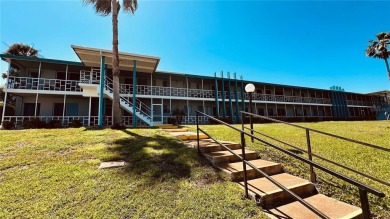 Lake Condo For Sale in Lakeland, Florida