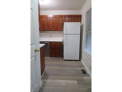This three-story WATERFRONT townhome is an excellent investment - photo 16