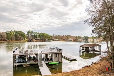This three-story WATERFRONT townhome is an excellent investment - photo 33