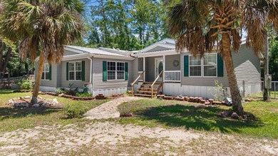 Welcome to 382 & 386 Roys Rd in Steinhatchee, Florida a peaceful - photo 1