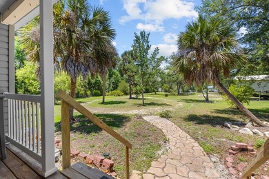 Welcome to 382 & 386 Roys Rd in Steinhatchee, Florida a peaceful - photo 5
