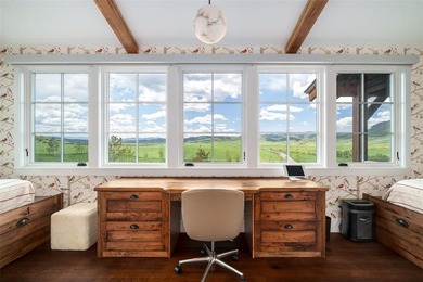 A custom-built legacy home within the gates of Marabou Ranch - photo 11