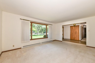 Spacious and inviting 3 bedroom, 2 bath ranch on a beautiful - photo 13