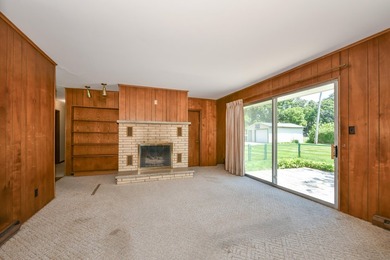 Spacious and inviting 3 bedroom, 2 bath ranch on a beautiful - photo 20
