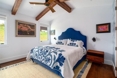 A custom-built legacy home within the gates of Marabou Ranch - photo 21