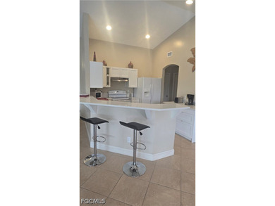 Back on the market due to buyer financing. Sharp and inviting SW - photo 22