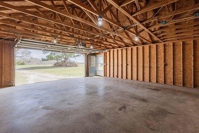 Peaceful country life awaits! This 2 bedroom, 2 bathroom home is - photo 31