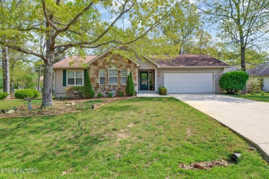 Lake Home For Sale in Crossville, Tennessee
